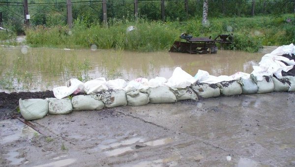 Вода затопила Маткожненскую ГЭС в Карелии